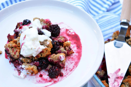 Warme havermout crumble met rood fruit