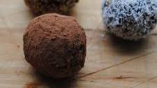 Dadelballetjes (Bliss Balls)